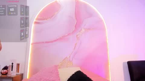 Snapshot of sofii_lopezz chatting on September 25, 12:09 pm Sofii Lopezz online show from September 25, 12:09 pm