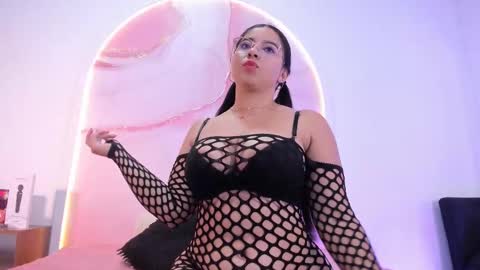 Snapshot of sofii_lopezz chatting on October 16, 11:44 am Sofii Lopezz online show from October 16, 11:44 am