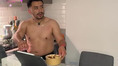 Snapshot of sofii_n_diego chatting on February 25, 12:53 am sofii_n_diego online show from February 25, 12:53 am