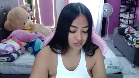 sofia Dreams online show from February 7, 8:12 pm