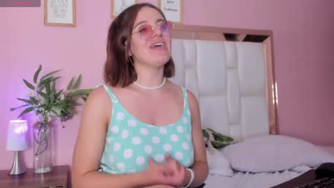 Snapshot of sofiiagudelo chatting on January 19, 7:58 pm Sofi agudelo online show from January 19, 7:58 pm