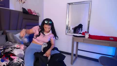      online show from April 15, 11:06 am