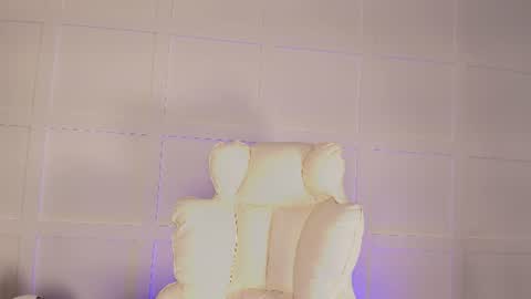 Snapshot of sofly_s chatting on June 26, 11:47 am Sofi online show from June 26, 11:47 am