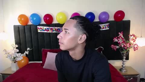 Snapshot of soft_attraction chatting on November 10, 7:46 pm Cam and Amy online show from November 10, 7:46 pm