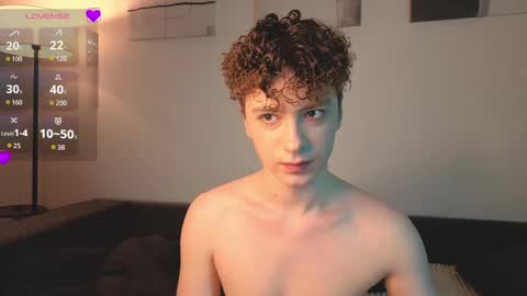 Angel online show from April 3, 8:07 pm