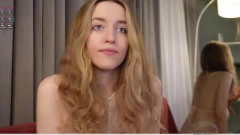 Snapshot of softdreamer_ chatting on November 16, 12:55 pm softdreamer_ online show from November 16, 12:55 pm