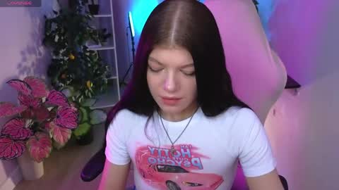 Jenny online show from April 14, 9:59 am