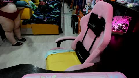 Sofie online show from April 7, 4:13 am