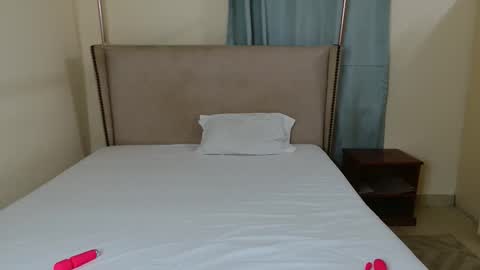 Snapshot of softlysinful chatting on November 15, 4:03 pm softlysinful online show from November 15, 4:03 pm