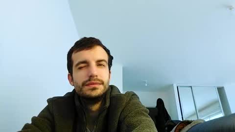 Snapshot of softndwear chatting on December 17, 9:07 am SOFT online show from December 17, 9:07 am