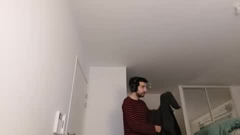 Snapshot of softndwear chatting on March 6, 7:43 pm SOFT online show from March 6, 7:43 pm