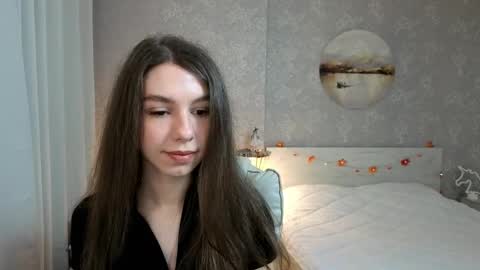 Kelly online show from November 18, 3:49 pm