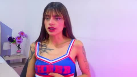 sofy_durand online show from April 16, 11:55 am