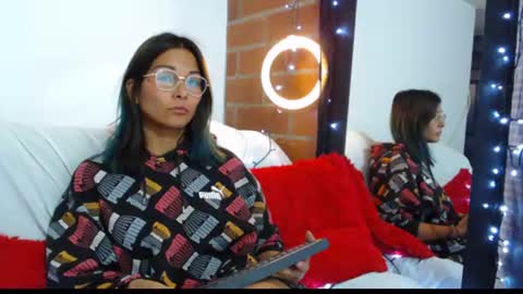  Sofy  online show from July 30, 7:02 pm