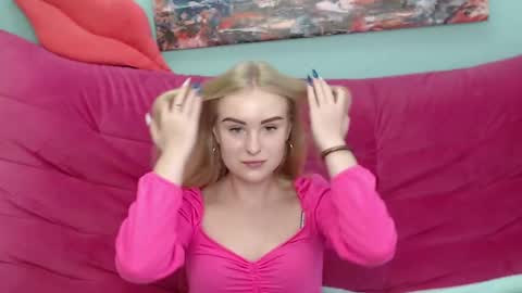 sofysoft online show from September 26, 5:00 am