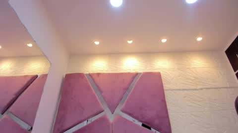 SOL  ANGEL online show from April 18, 7:07 pm