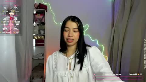 Snapshot of sol_lunaa23 chatting on June 29, 10:32 pm sol online show from June 29, 10:32 pm