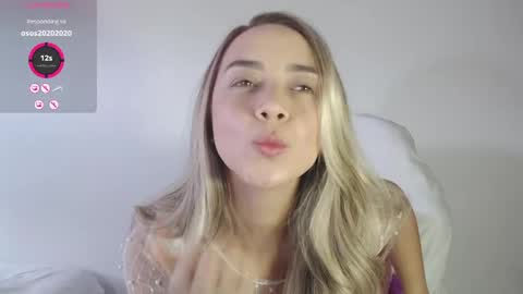 Snapshot of sol_rous chatting on June 3, 2:44 pm online show from June 3, 2:44 pm