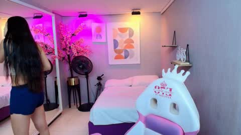 Sol.  online show from January 8, 11:45 am