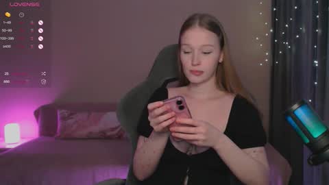 Jennifer Jenny Jen online show from December 23, 10:24 am