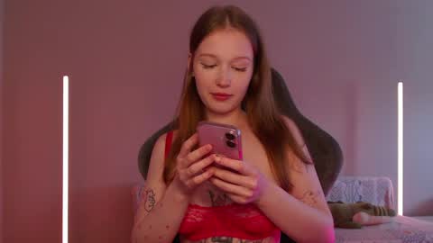 Snapshot of solanochka chatting on May 25, 8:20 am Jennifer Jenny Jen online show from May 25, 8:20 am