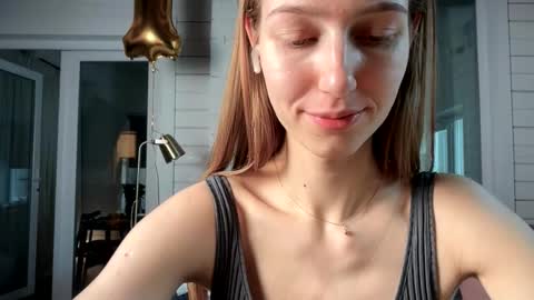 Bella online show from March 14, 3:06 pm