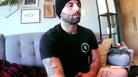 solarpwredlove online show from December 2, 11:07 pm