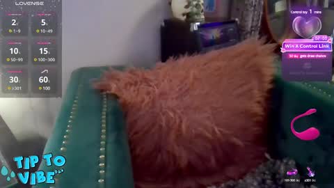 solesticia online show from January 16, 5:32 am