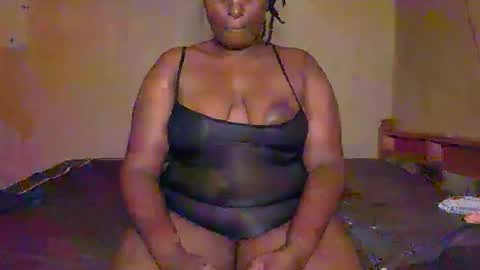 Snapshot of sollybunny chatting on February 27, 3:34 pm Solly bunny online show from February 27, 3:34 pm