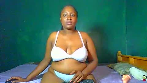 Solly bunny online show from April 18, 1:31 am