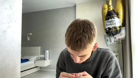 Snapshot of solofury chatting on May 14, 10:11 am Jett online show from May 14, 10:11 am