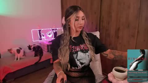 saraIG Solosara8 online show from April 2, 3:59 am