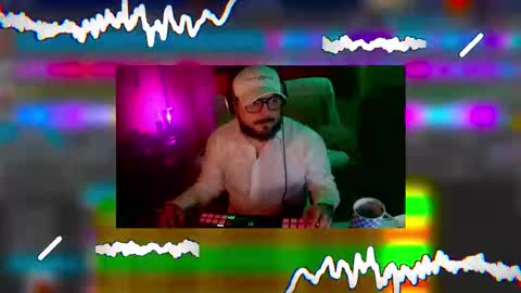 Snapshot of somebodyneutral chatting on February 10, 3:21 am orel online show from February 10, 3:21 am