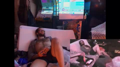 Snapshot of somethingc790 chatting on February 19, 6:37 pm somethingc790 online show from February 19, 6:37 pm