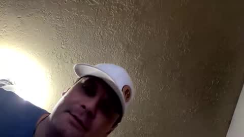 Snapshot of sometimesthingsget chatting on October 19, 4:13 am JD online show from October 19, 4:13 am