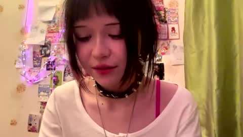 Alice online show from May 12, 9:23 pm