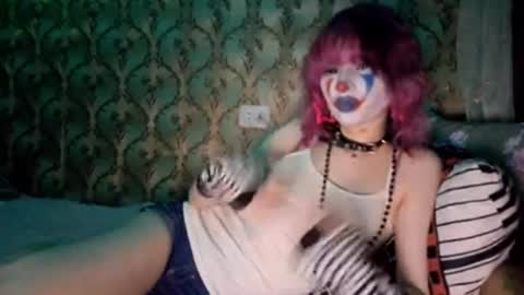 sonastrumpf online show from July 11, 8:55 pm