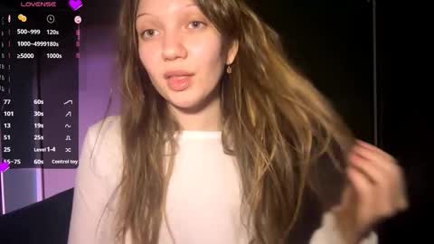 Emily online show from February 14, 3:31 pm