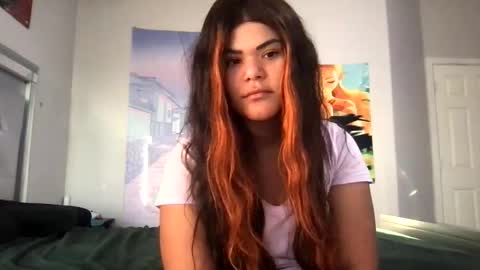 Snapshot of songbirdaz99 chatting on November 13, 11:47 pm Double Trouble online show from November 13, 11:47 pm