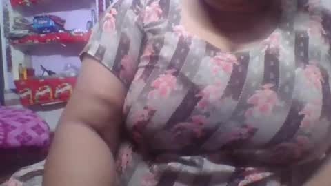 Snapshot of soni88888 chatting on November 22, 5:12 pm soni88888 online show from November 22, 5:12 pm