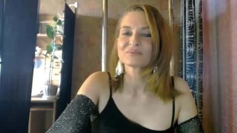 Sonia online show from March 26, 2:44 pm