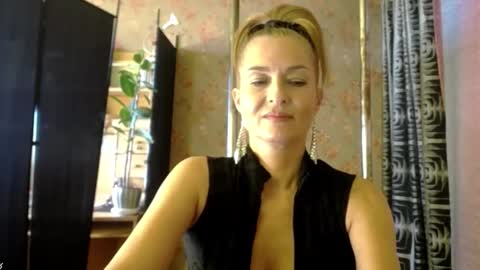 Sonia online show from March 27, 2:39 pm