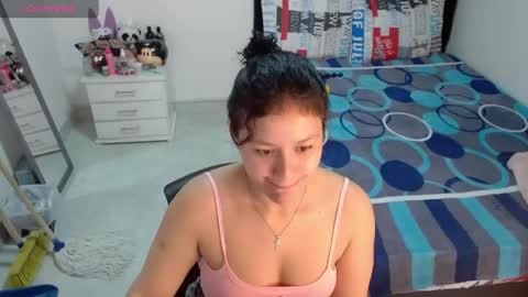 sonialatin69 online show from April 13, 12:10 pm