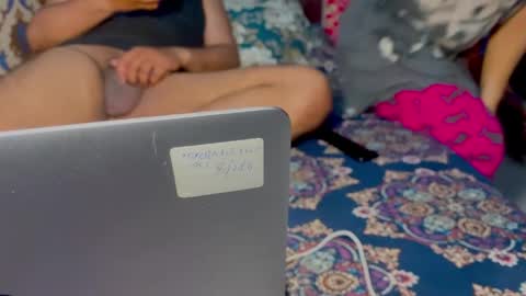Snapshot of soniaofficial920 chatting on May 8, 8:14 pm Ws couples online show from May 8, 8:14 pm