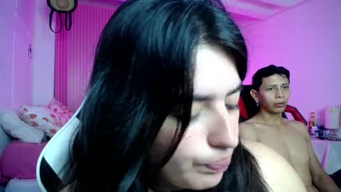 sonic_jess07 online show from April 10, 9:25 am