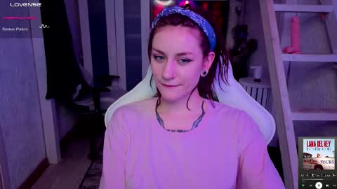 Snapshot of sonicsupergirl chatting on October 12, 7:02 pm Rie online show from October 12, 7:02 pm