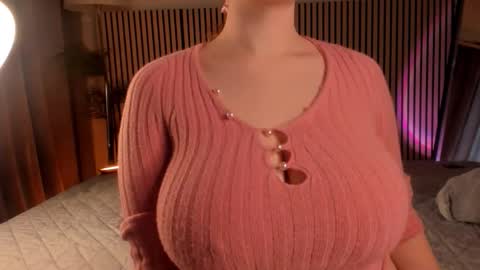 SONIA online show from February 1, 12:04 pm