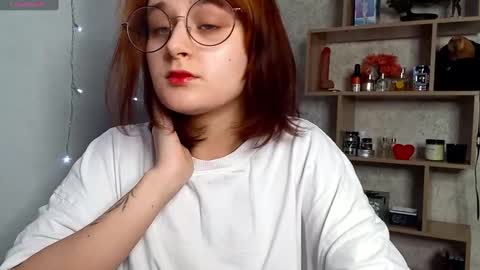 Snapshot of sonya_mikki chatting on February 28, 11:23 pm Sonya online show from February 28, 11:23 pm