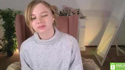 Snapshot of sookonstellita chatting on May 1, 10:36 pm Litta online show from May 1, 10:36 pm