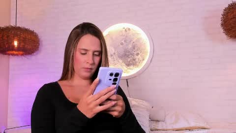 sophi_cooper29 online show from April 4, 10:40 pm